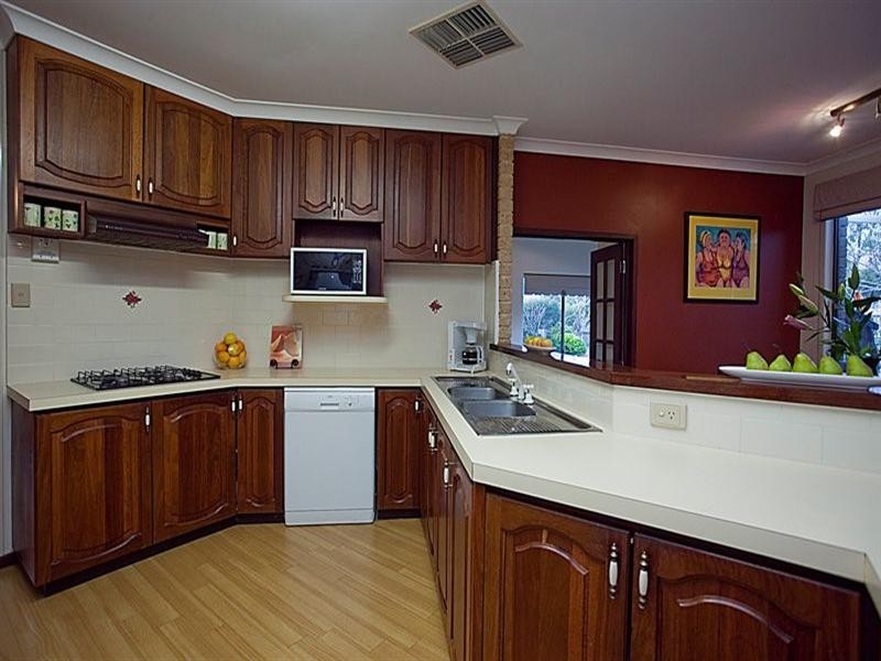 260 Grove Road, Lesmurdie WA 6076