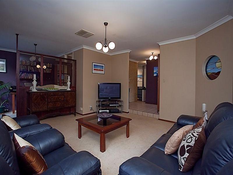 260 Grove Road, Lesmurdie WA 6076