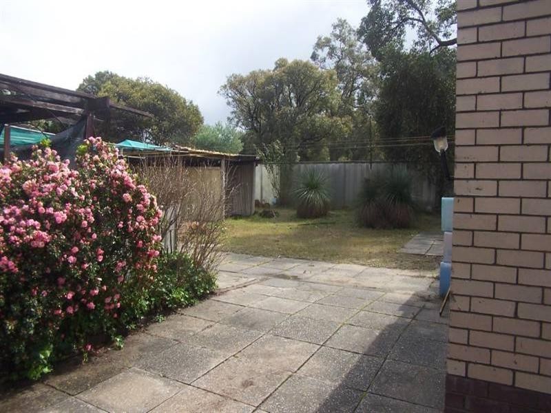 12 Blamire Road, Kalamunda WA 6076