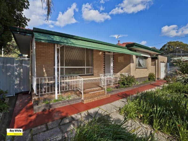 29 Alpine Road, Kalamunda WA 6076