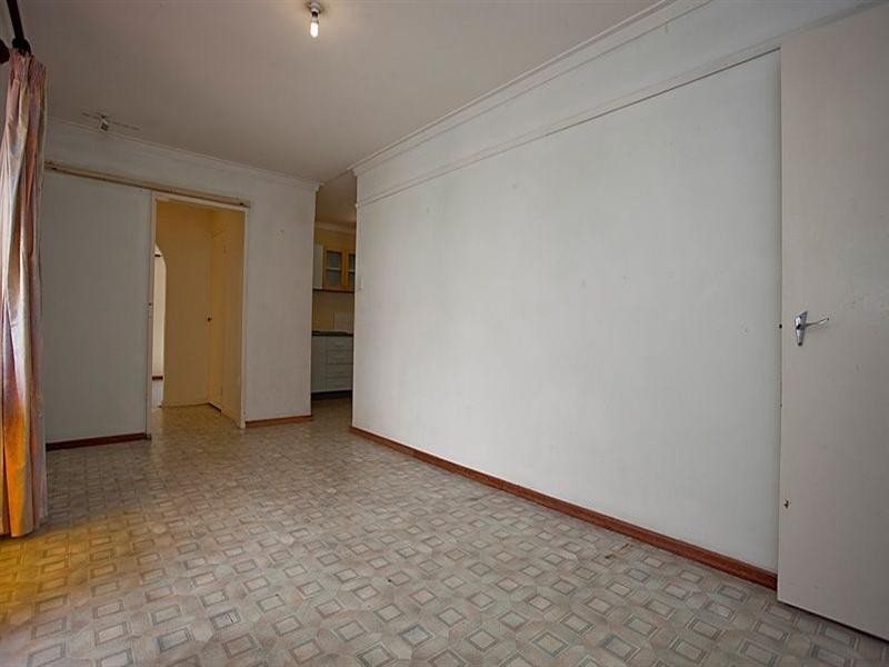 19 Dorchester Road, Forrestfield WA 6058