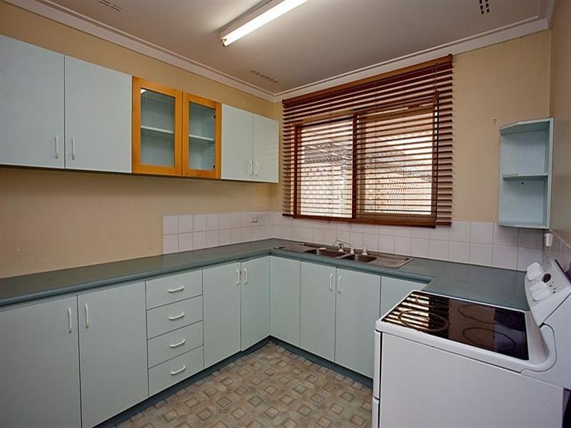 19 Dorchester Road, Forrestfield WA 6058