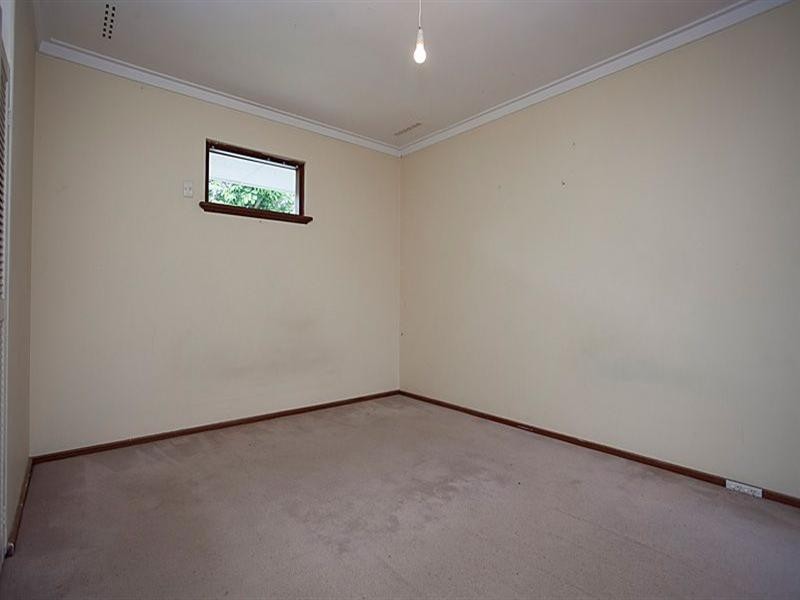 19 Dorchester Road, Forrestfield WA 6058