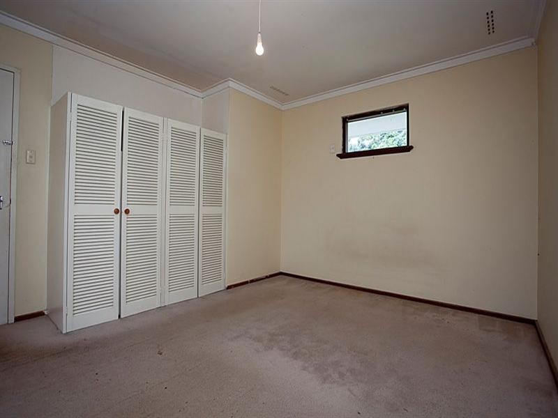 19 Dorchester Road, Forrestfield WA 6058