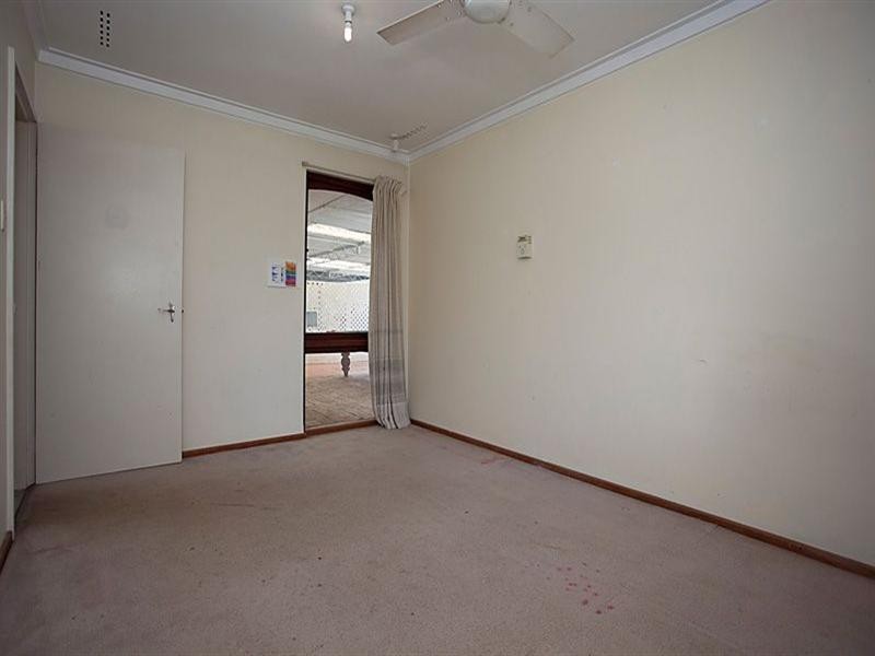 19 Dorchester Road, Forrestfield WA 6058