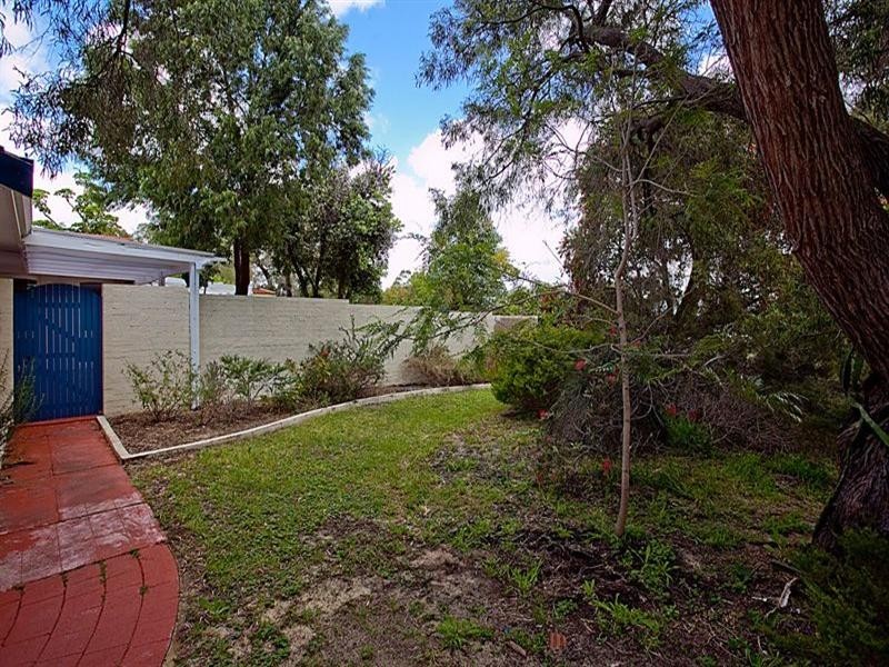 19 Dorchester Road, Forrestfield WA 6058