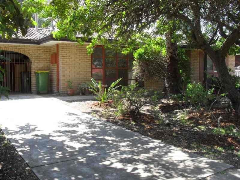 22 Glyde Road, Lesmurdie WA 6076