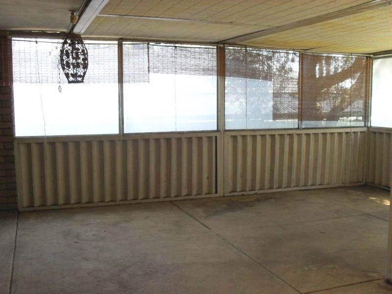 22 Glyde Road, Lesmurdie WA 6076