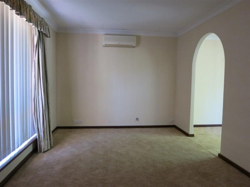 6 Brooks Street, Kalamunda WA 6076