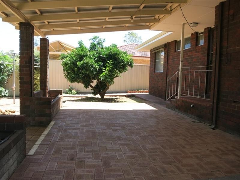 6 Brooks Street, Kalamunda WA 6076