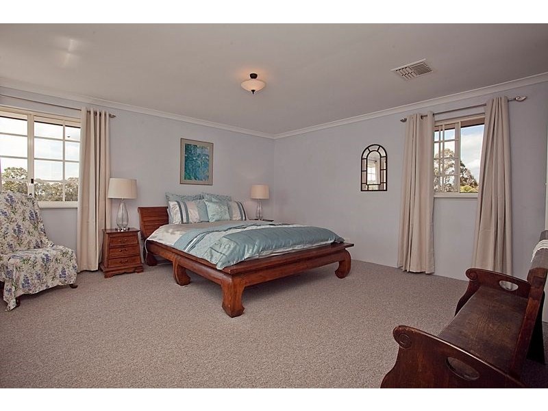 107 Mundaring Weir Road, Kalamunda WA 6076