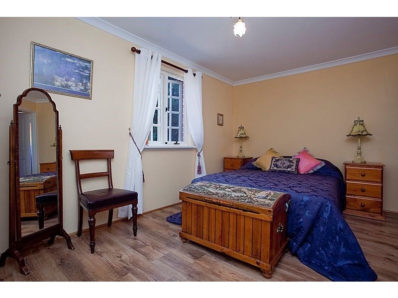 107 Mundaring Weir Road, Kalamunda WA 6076