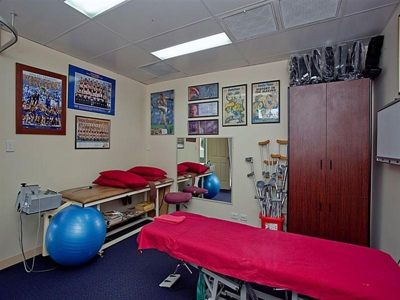 Unit 2/13 Mead, Kalamunda WA 6076