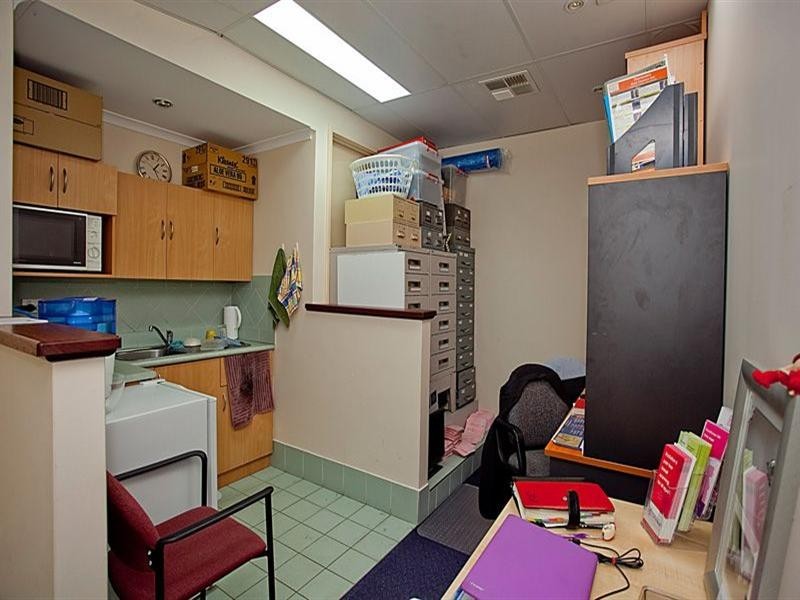 Unit 2/13 Mead, Kalamunda WA 6076