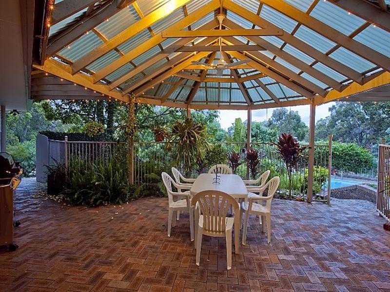 35 Hill Street, Gooseberry Hill WA 6076