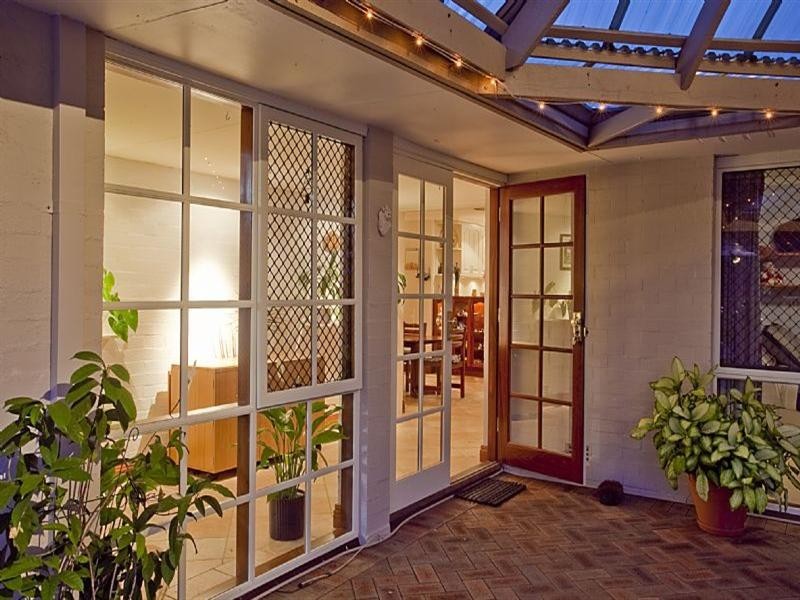 35 Hill Street, Gooseberry Hill WA 6076