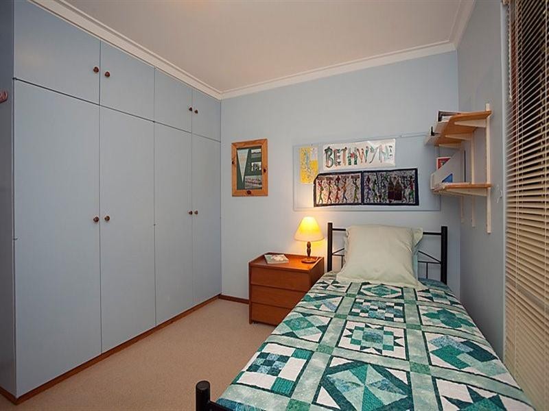 35 Hill Street, Gooseberry Hill WA 6076