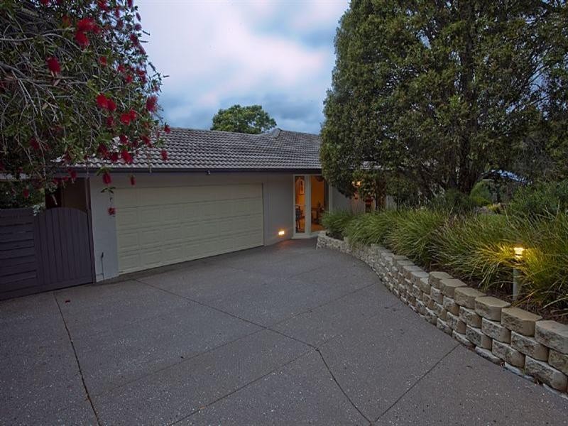 35 Hill Street, Gooseberry Hill WA 6076