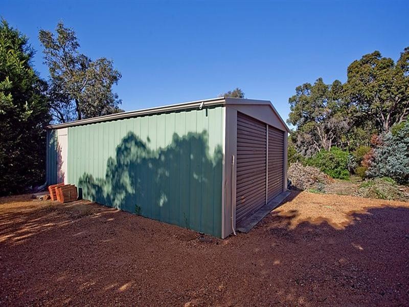 35 Hill Street, Gooseberry Hill WA 6076