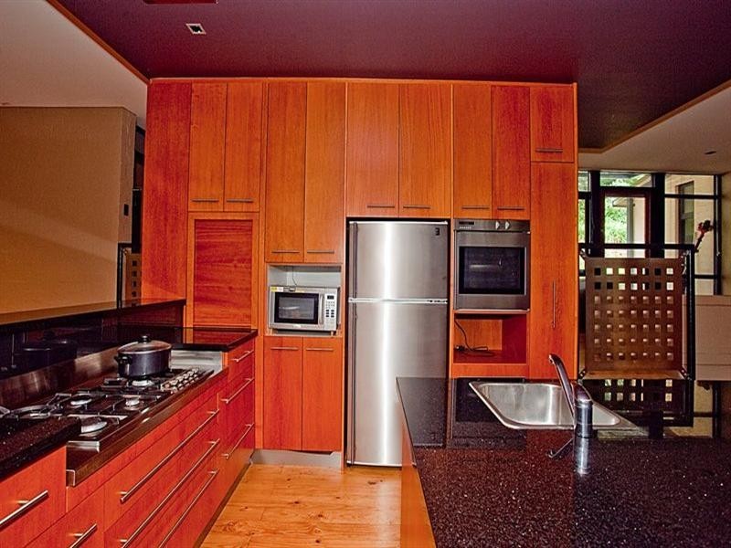 1 Cabarita Road, Kalamunda WA 6076