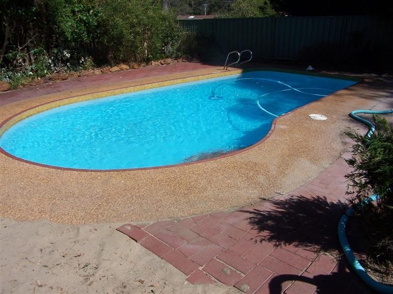 11 Burrinjuck Road, Gooseberry Hill WA 6076