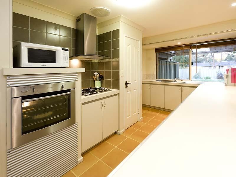 38 Landers Road, Lesmurdie WA 6076