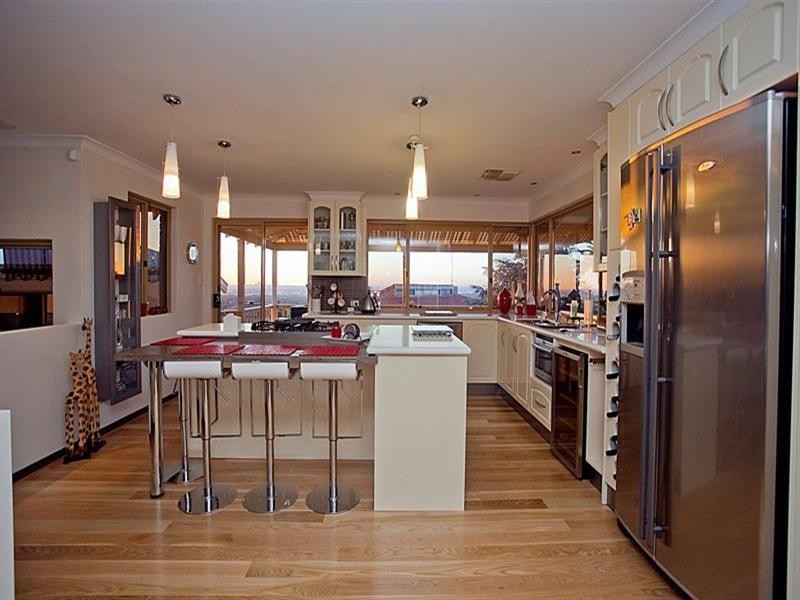 9 Simeon Close, Kalamunda WA 6076