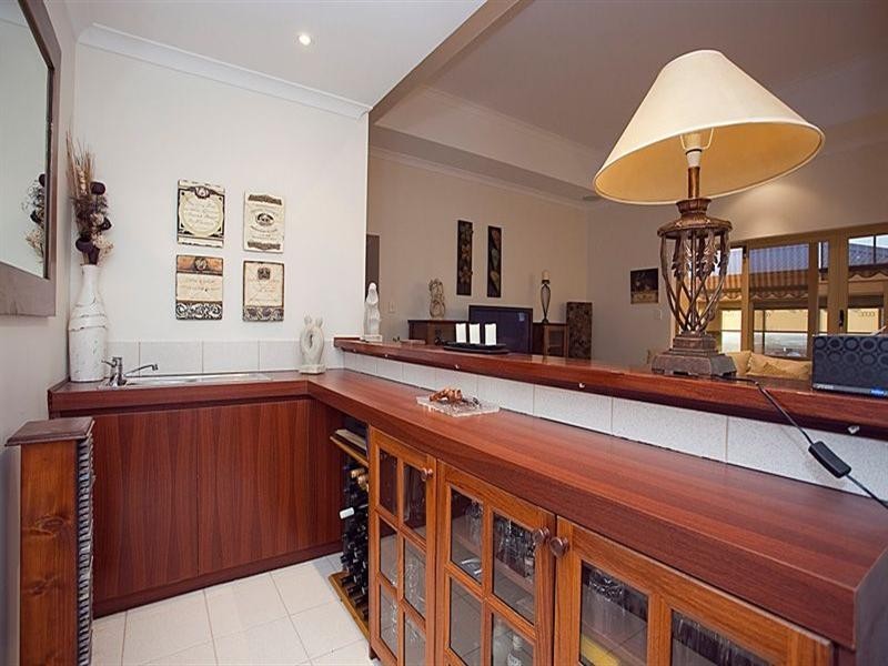 9 Simeon Close, Kalamunda WA 6076