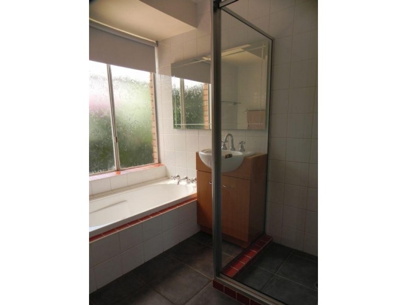 21 Landers Road, Lesmurdie WA 6076