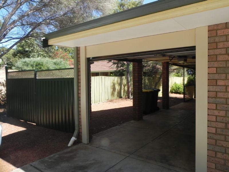 21 Landers Road, Lesmurdie WA 6076