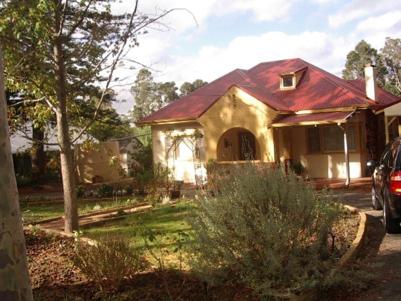 82 First Avenue, Bickley WA 6076