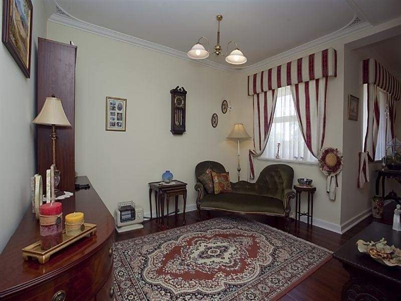 13 Springdale Road, Kalamunda WA 6076