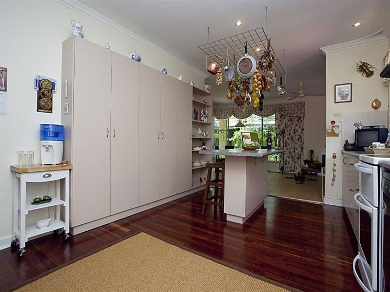 13 Springdale Road, Kalamunda WA 6076