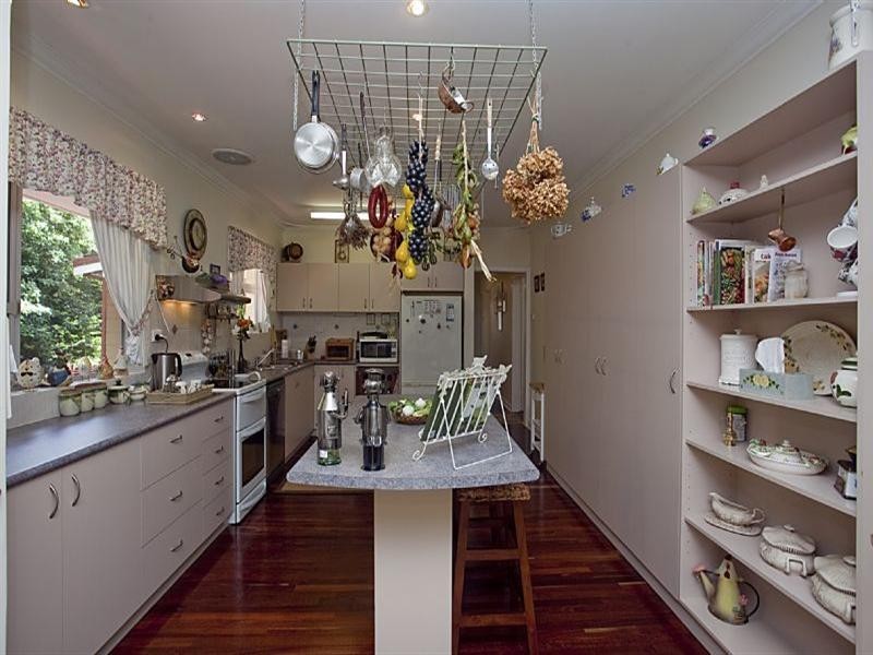 13 Springdale Road, Kalamunda WA 6076