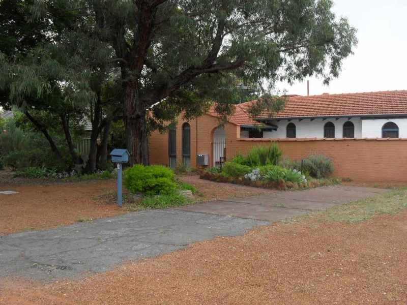 5 Worralda Street, Maida Vale WA 6057