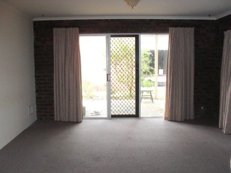 5 Worralda Street, Maida Vale WA 6057