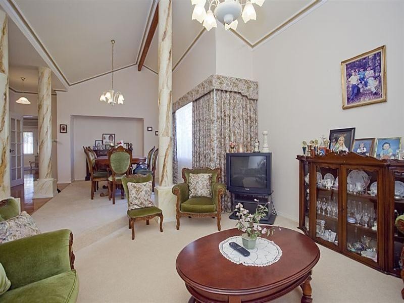 13 Dawn Road, Walliston WA 6076