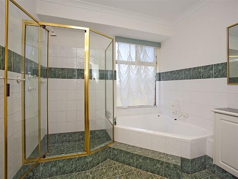 13 Dawn Road, Walliston WA 6076