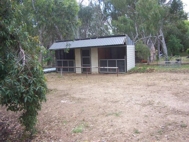 30 Edward Road, Lesmurdie WA 6076
