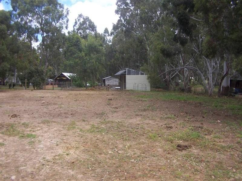 30 Edward Road, Lesmurdie WA 6076