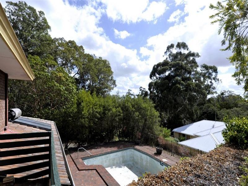 28 Carramar Drive, Kalamunda WA 6076