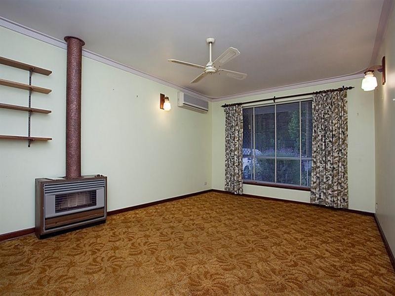 3 Carpene Place, Kalamunda WA 6076