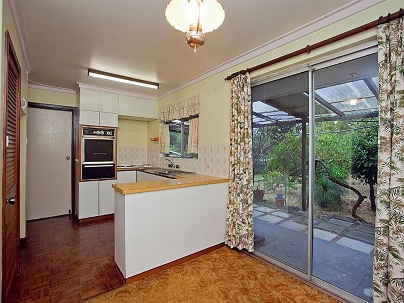 3 Carpene Place, Kalamunda WA 6076