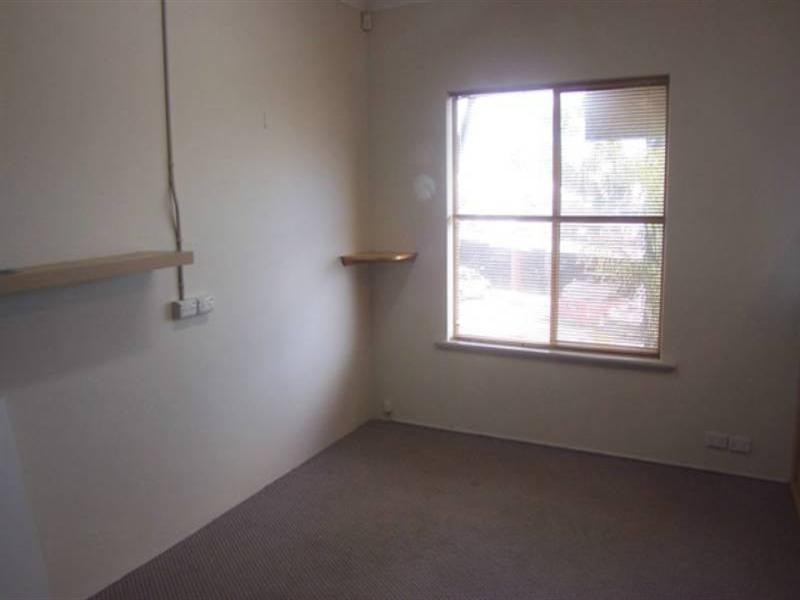 Unit 7 47 Railway Road, Kalamunda WA 6076