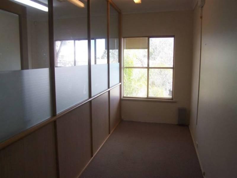 Unit 7 47 Railway Road, Kalamunda WA 6076