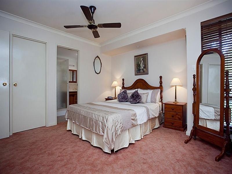 66 Chislehurst Road, Lesmurdie WA 6076