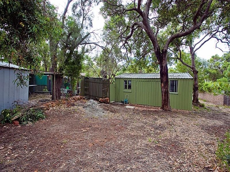 66 Chislehurst Road, Lesmurdie WA 6076