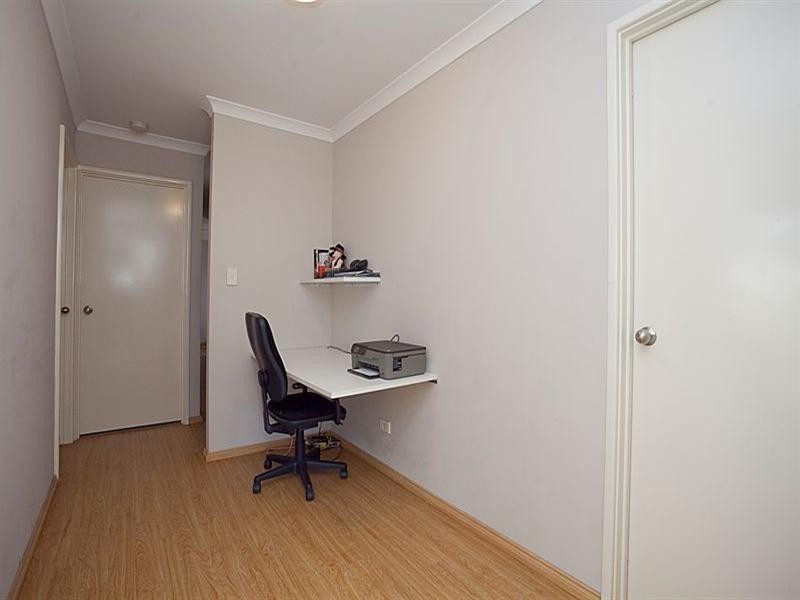 104 Sheffield Road, Wattle Grove WA 6107