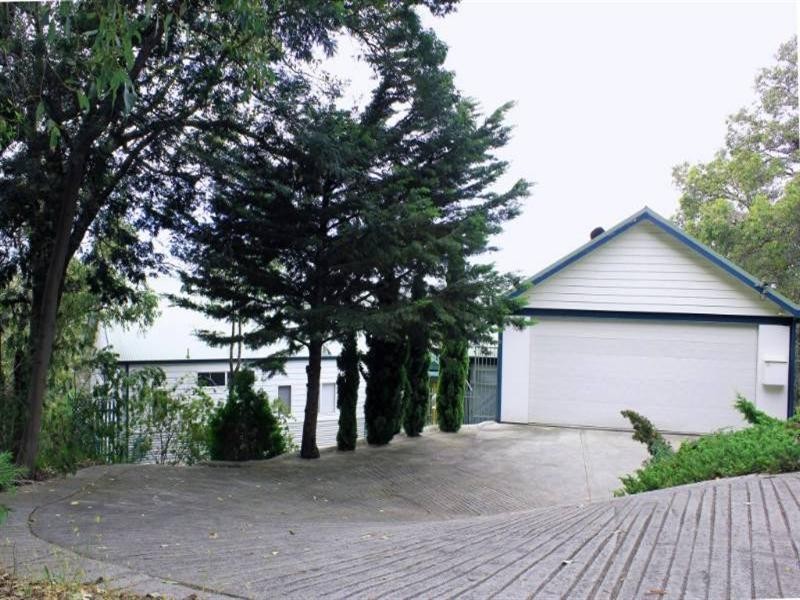 16 Echo Road, Kalamunda WA 6076