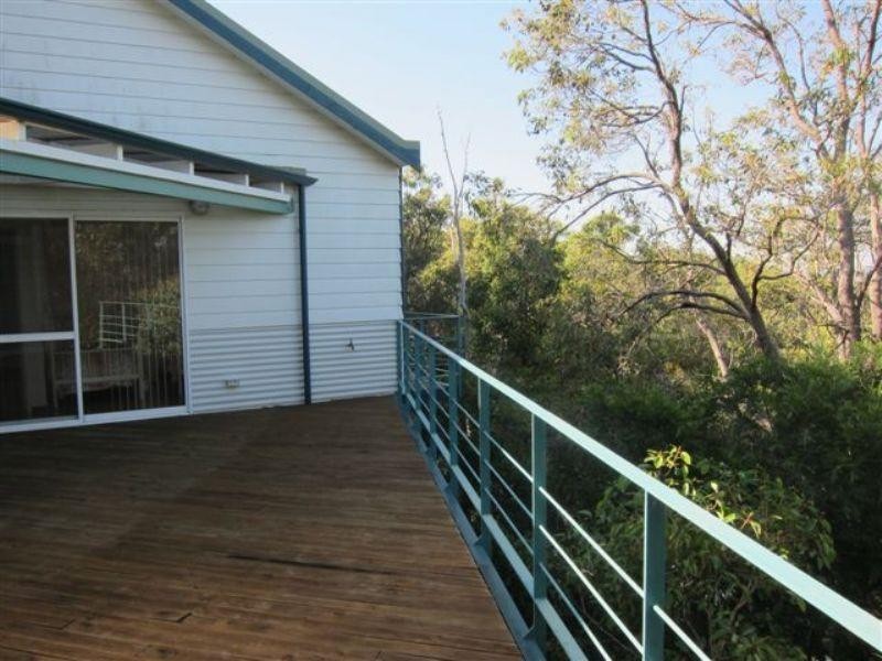 16 Echo Road, Kalamunda WA 6076